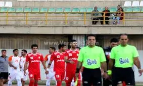 ورزشگاه کرج خانوادگی شد!(عکس)