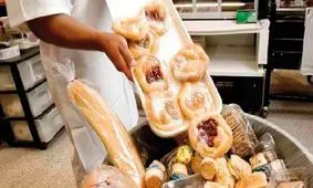 آمار و ارقامی تکان‌دهنده از رقابت فقر و دور ریز مواد غذایی در آمریکا