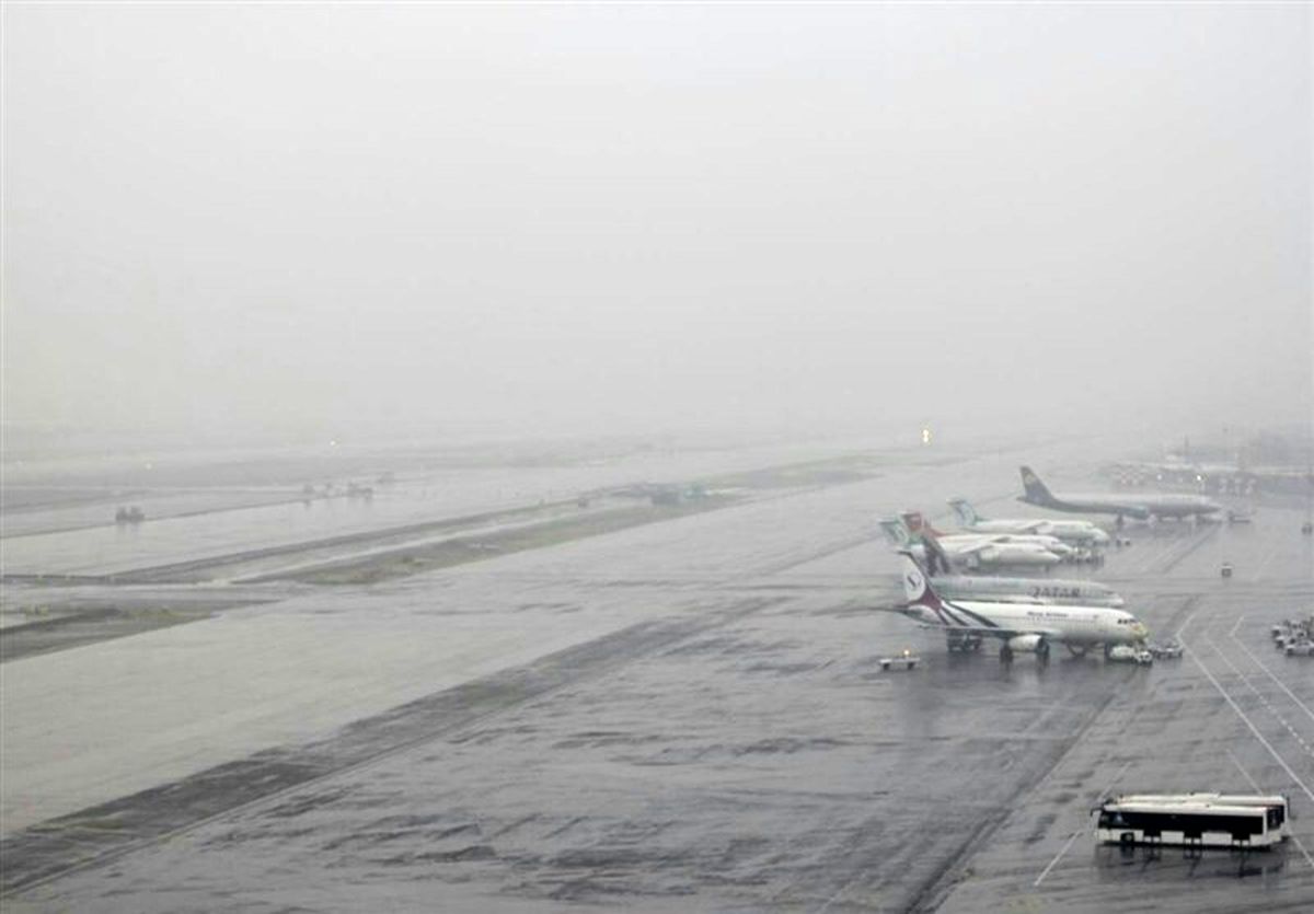 برف مانع انجام پروازهای مهرآباد نشد/افق دید ۱۵۰۰ متری در مهرآباد
