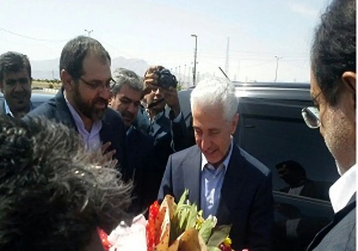 وزیر علوم وارد دامغان شد