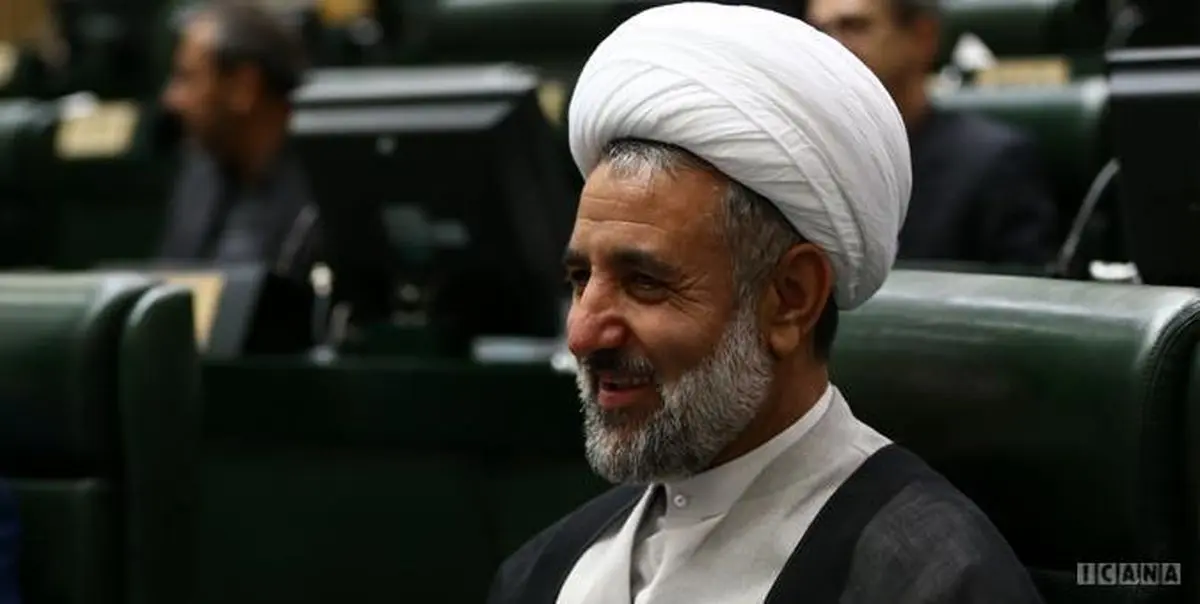 شوخی نماینده مجلس با نبودن بطری آب آشامیدنی + فیلم