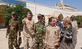 بازدید وزیر دفاع از روند پاکسازی شهر حلب از دست تروریست‌ها