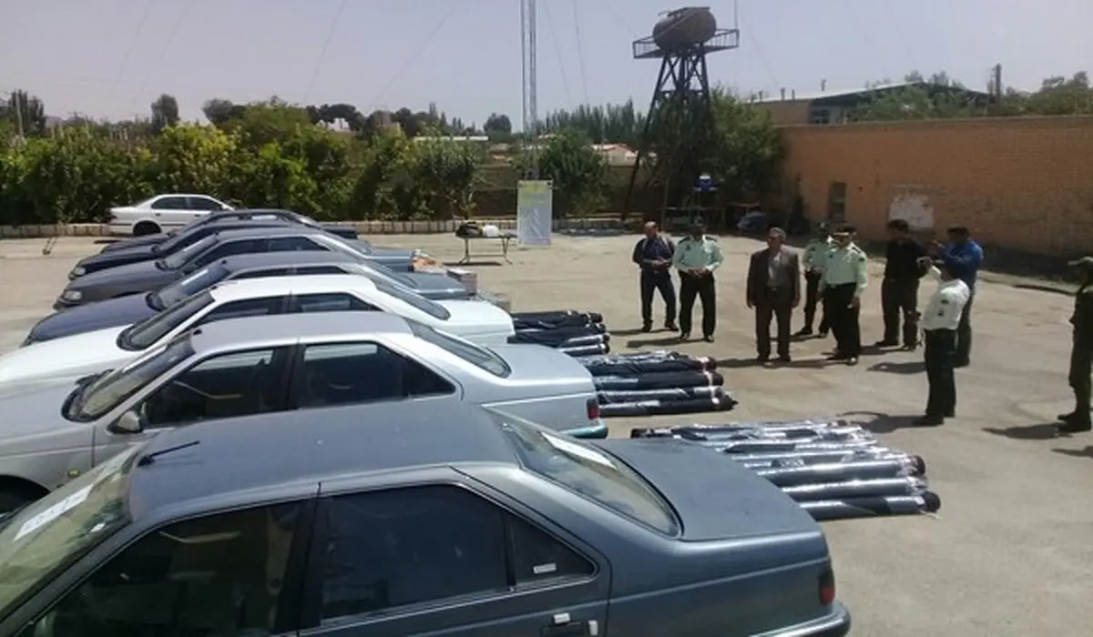دستگیری 13 قاچاقچی پژوسوار