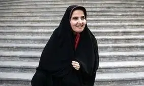 پوشش لعیا جنیدی، معاون حقوقی رئیس‌جمهوری