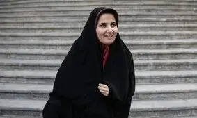 پوشش لعیا جنیدی، معاون حقوقی رئیس‌جمهوری