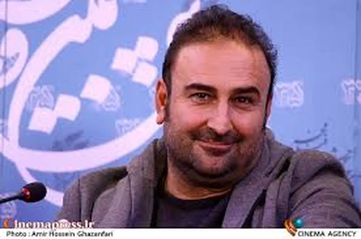 سلفی مهران احمدی و پرواز همای