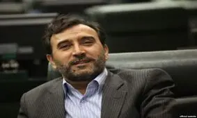 محمد دهقانی: یک ادم بازاری با 5 کلاس سواد حساب و کتاب خود را دارد چطور دولت با این همه کارشناس حساب جیب خود را ندارد؟