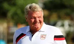 می‌دانستم بازی سختی داریم/ تراکتور نیاز به زمان دارد