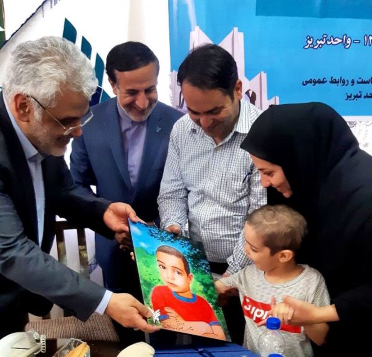 نیما پسری که نماد همدلی خانواده دانشگاه آزاد شد