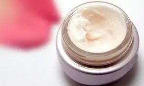 نکاتی ضروری درباره کرم‌های ضد چروک که نباید از آن‌ها غافل شد!