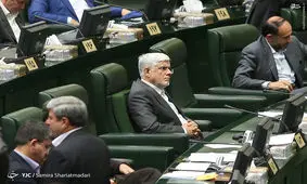 بهادری: اعضای فراکسیون امید در حال ریزش است