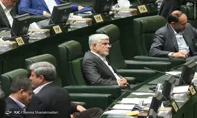 بهادری: اعضای فراکسیون امید در حال ریزش است