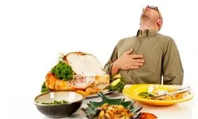 غذا خوردن روی زمین بالاخره خوب است یا بد؟