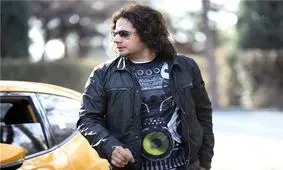 وقتی علی صادقی با دوربینش همه رو سوژه میکنه!