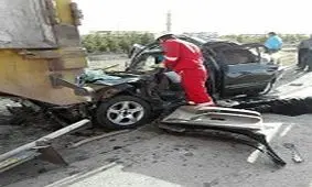 تصادف سمند با تریلی در کاشان چهار کشته و زخمی برجای گذاشت