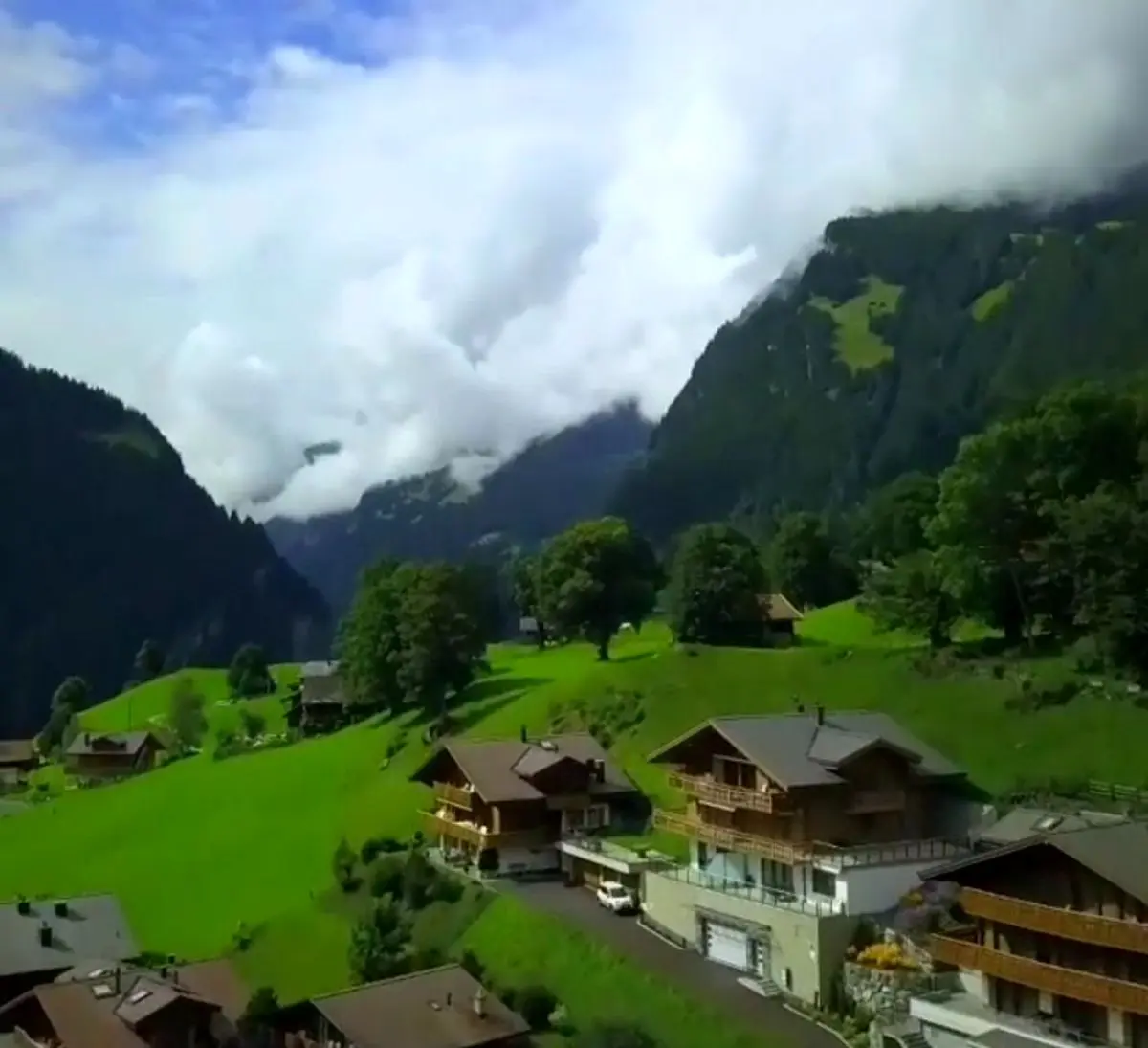 انگار هرچی زیبایی تو دنیا هست خداوند جمع کرده اینجا!