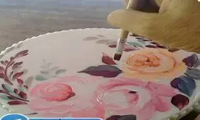 نقاشی کردن روی خمیر فوندانت کیک