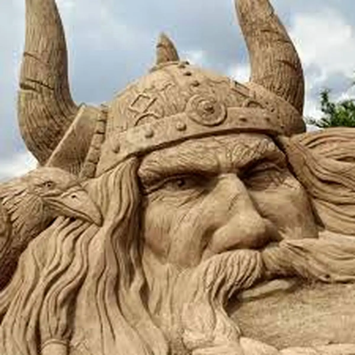 مجسمه‌های زیبای شنی