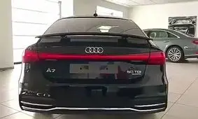 شکل جالب چراغ آئودی A7 در زمان استارت خوردن