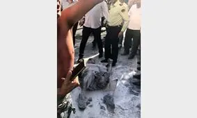 جزئیات تلخ از لحظه خودسوزی مرد مغازه دارمقابل شهرداری