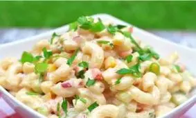 طرز تهیه سالاد ماکارونی سریع در 15 دقیقه