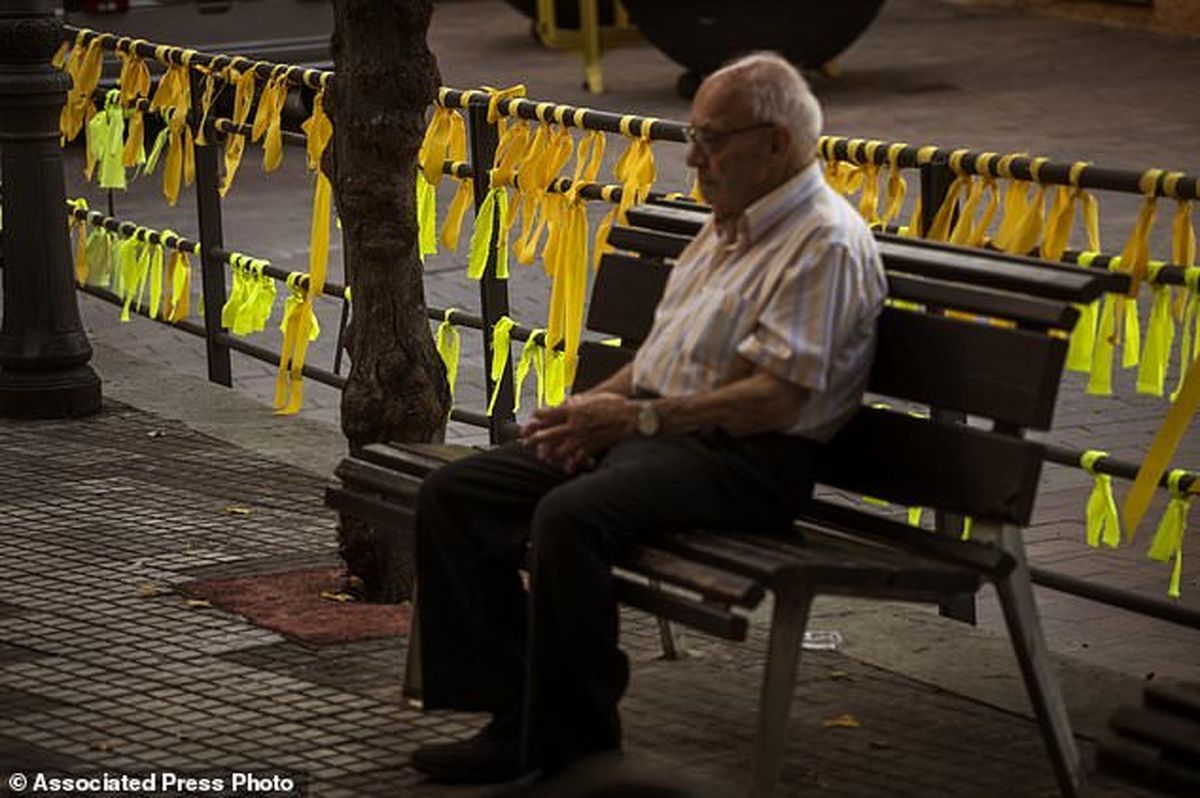 روبان زرد؛ نماد مقابله جدایی‌طلبان کاتالونیا با اسپانیا