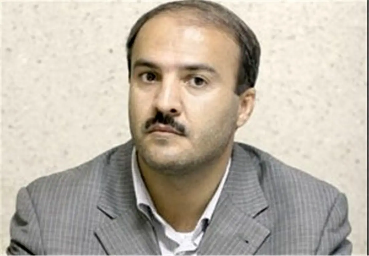 عضو شورای مرکزی مردمسالاری: فراکسیون‌ها باید عقبه‌های احزاب سیاسی در مجلس باشند