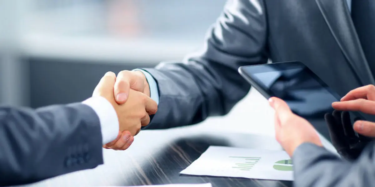 مهمترین مهارت‌های اجتماعی که باعث موفقیت شغلی شما می‌شوند!