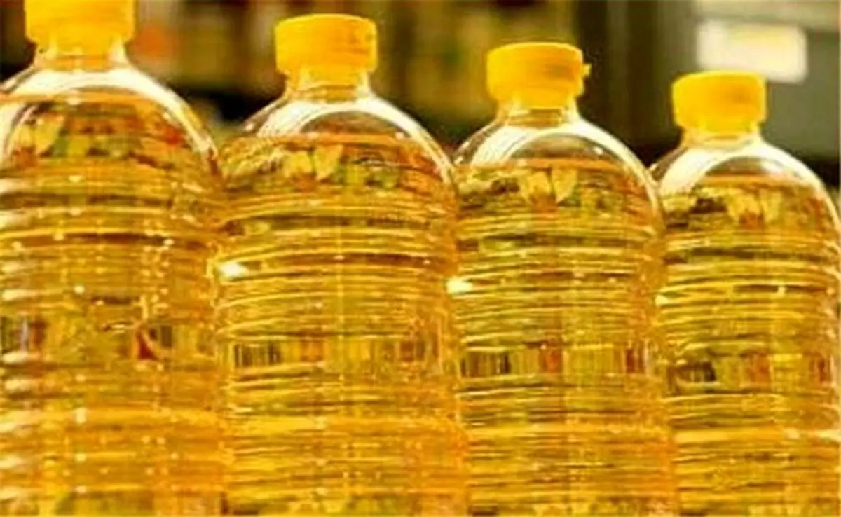 کشف عرقیات گیاهی و روغن مایع فاسد در قم