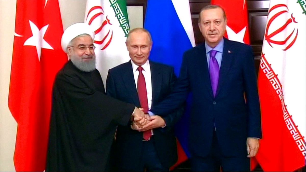شوشتری: اجلاس سه جانبه ایران، ترکیه و روسیه گامی رو به جلو برای حل بحران سوریه است