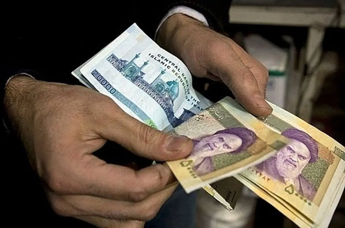 پرسنل بیمارستان امام خمینی(ره) کرج 11 ماه حقوق نگرفته‌اند