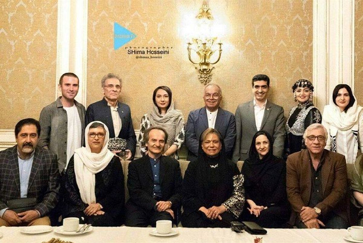 ببینید: الهام پاوهنژاد با لباس کردی در کنسرت کامکارها