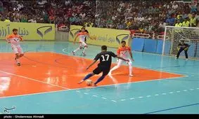 تیم فوتسال شهروند تیم سوهان قم را گلباران کرد
