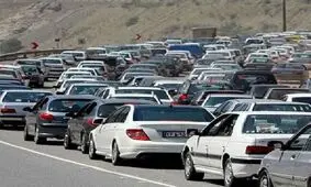 ریزش سنگ در جاده هراز ۴ مصدوم برجای گذاشت