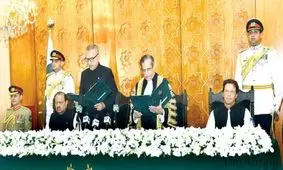 عارف علوی در مراسم تحلیف: رئیس جمهوری ساکت نخواهم بود