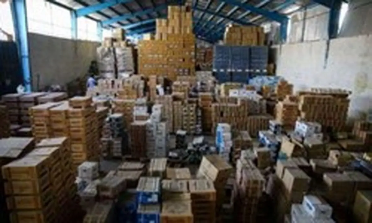 کشف بیش از یک میلیارد تومان کالای بهداشتی احتکار شده در جاده میامی