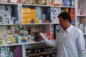 مردم در خرید دارو دست به احتکار نزنند/نگرانی برای کمبود دارو در خراسان‌جنوبی وجود ندارد