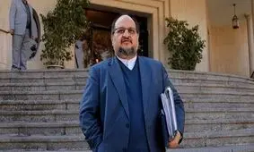 وزیر صنعت گزارش عملکرد مبارزه با قاچاق کالا را به رئیس جمهور ارائه کرد