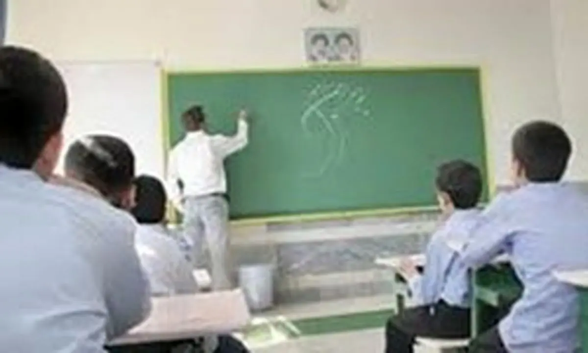 فاصله حداقل ۲۰ روز بین آخرین امتحان نهایی و کنکور ایجاد می‌شود/ هنوز هدایت تحصیلی ۳۰۰ هزار دانش‌آموز مانده است