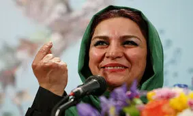 کپی آثار دیگران توسط "تهمینه میلانی" و برگزاری نمایشگاه!