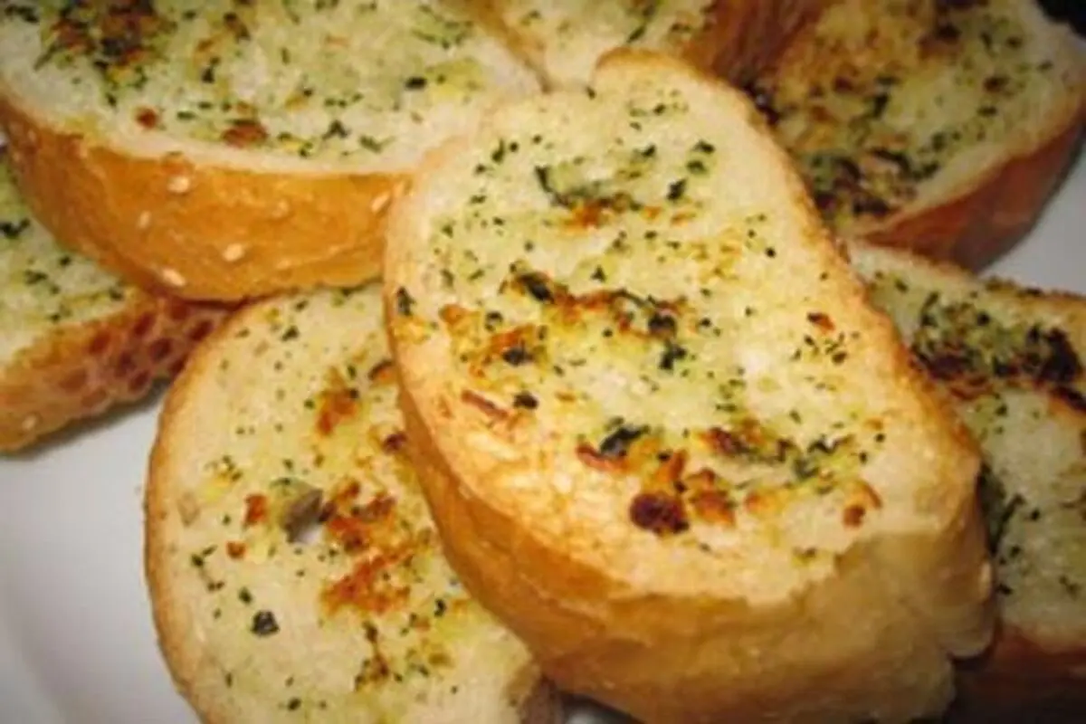 طرز تهیه نون سیر + ویدئو
