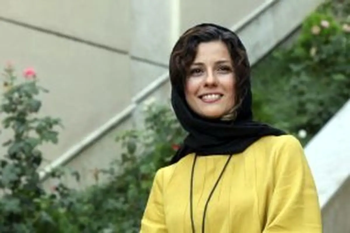 عکس یادگاری سارا بهرامی در کنار کارگردان سرشناس در ایتالیا