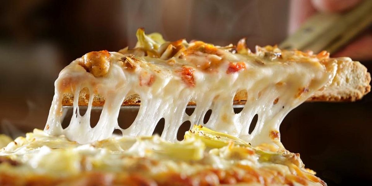 چگونه از عوارض پنیر پیتزا جلوگیری کنیم؟