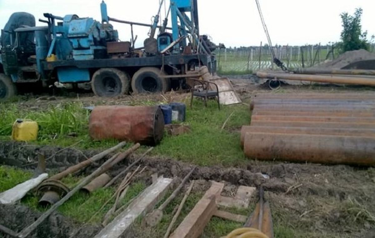 آغاز عملیات اجرایی حفر چاه جدید در شهر «دیشموک»