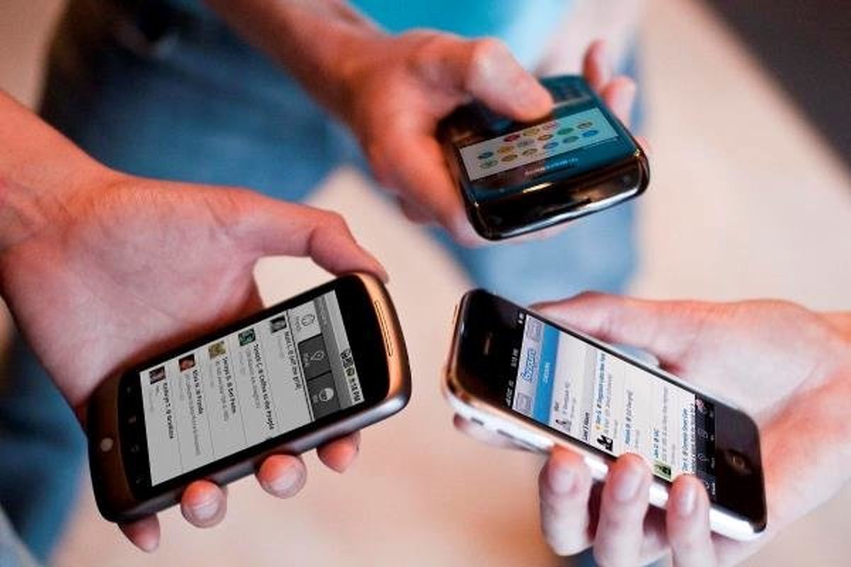 وضعیت نرخگذاری بستههای اینترنت موبایل بررسی میشود