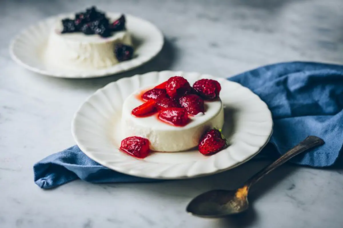 دستور تهیه دسر خوشمزه پاناکوتا برای عصرانه+ آموزش تصویری