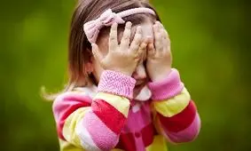 دلیل خجالتی بودن کودکان چیست؟