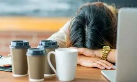 ۱۰ کاری که وقتی خسته هستید هرگز نباید انجام دهید