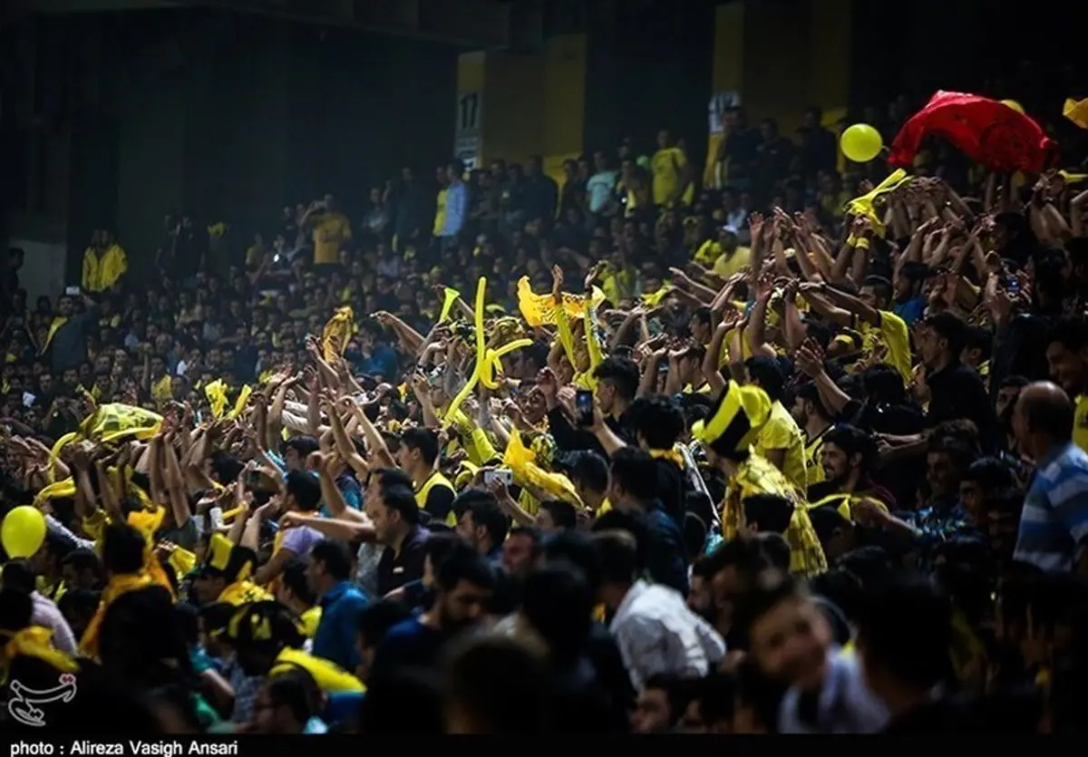 شعار سپاهانی‌ها دامن فدراسیون را گرفت