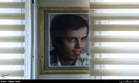 فردا؛ غبار روبی مزار سردار شهید«حسن باقری» در گلزار شهدای تهران